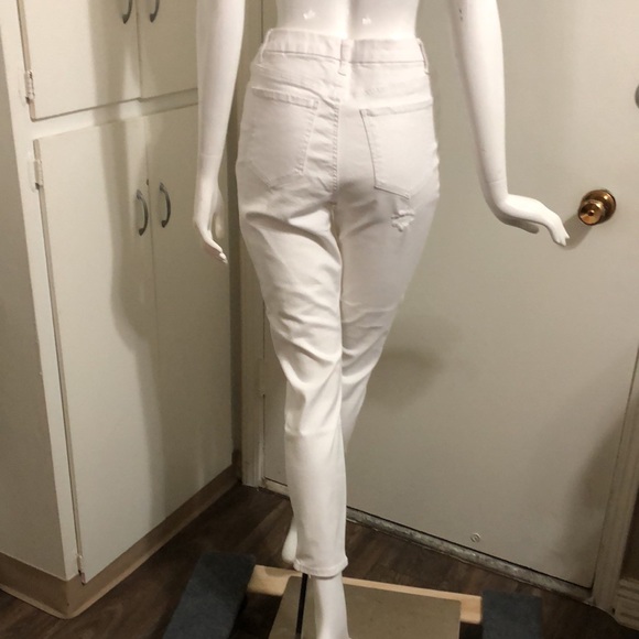 Refuge Curvy Straight Leg White Jeans size 7 - Picture 2 of 9